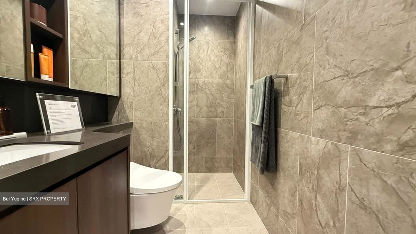 Serangoon Road (D12), Condominium #579761101